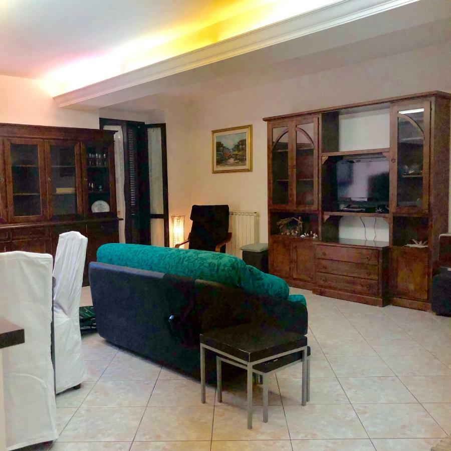 Вилла La Residenza Dei Papi Papigno Экстерьер фото